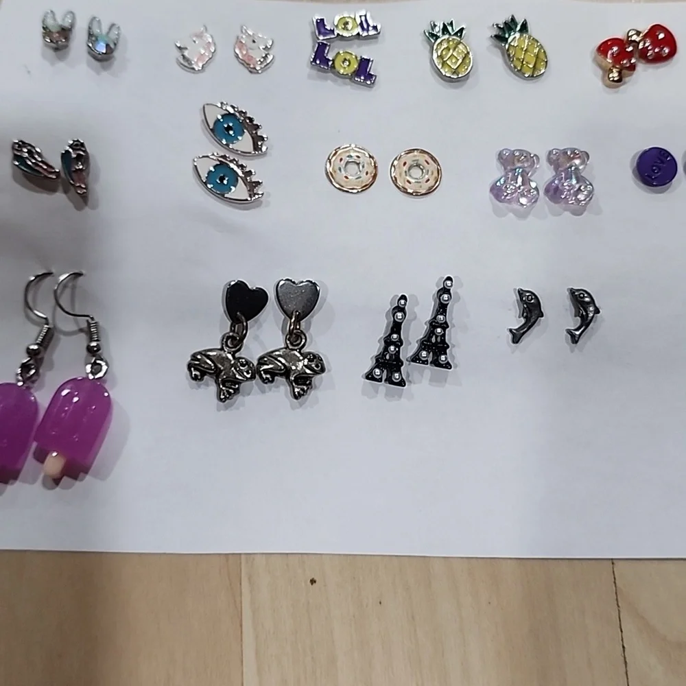Colorful and Fun 14 Pr Earring Set